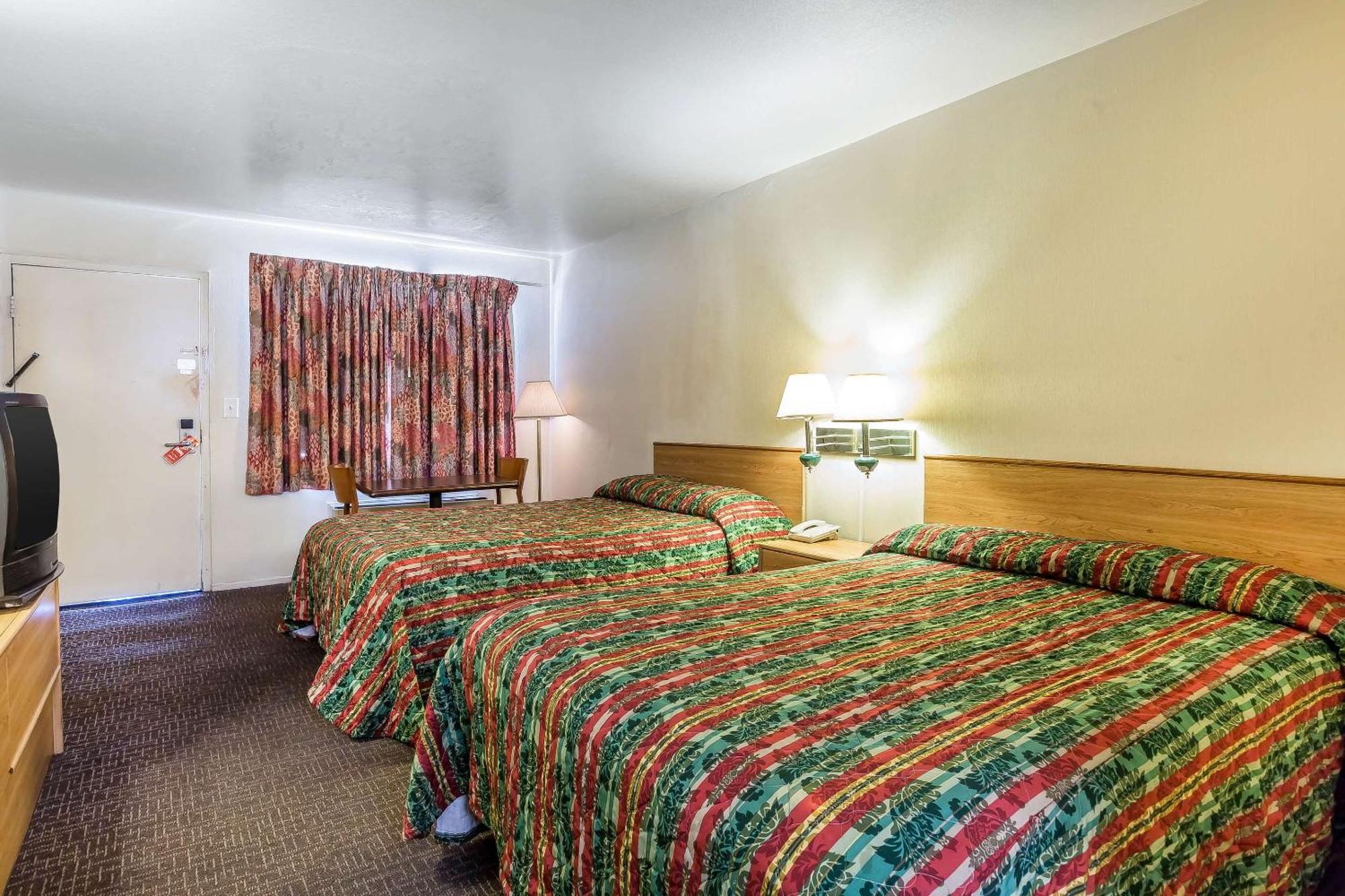Inn Rodeway Magic Mountain Area Castaic